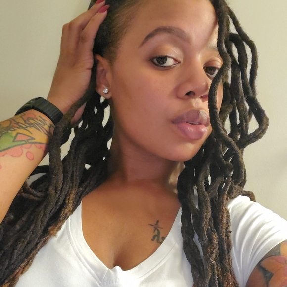 Meet your Posher, Joy - Picture 1 of 1